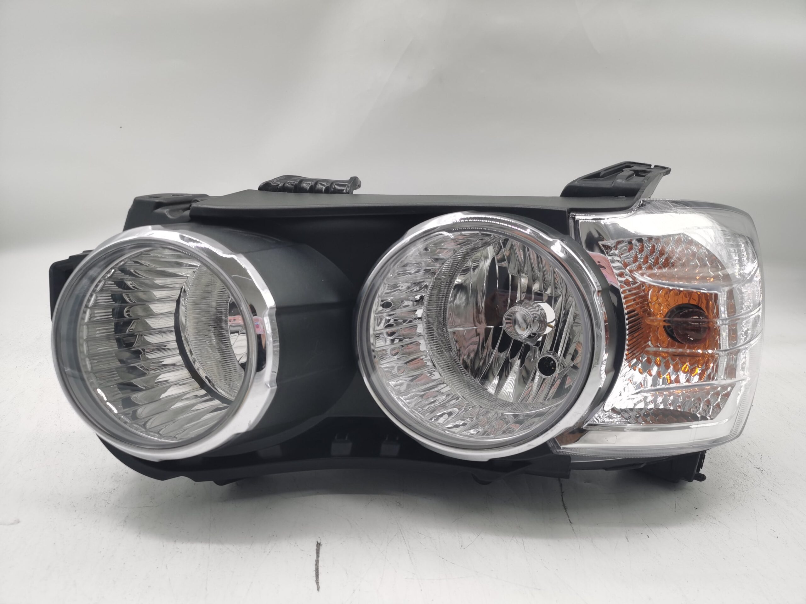 Holden AVEO 2010-2014 HALOGEN L.H.S HEADLIGHT ASSEMBLY