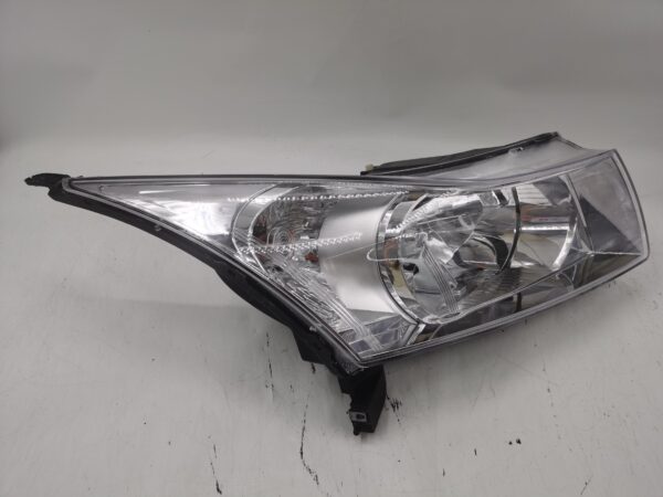 Holden CRUZE 2011-2014 HALOGEN R.H.S Headlight Assembly