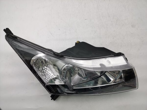 Holden CRUZE 2011-2016 R.H.S HEADLIGHT ASSEMBLY