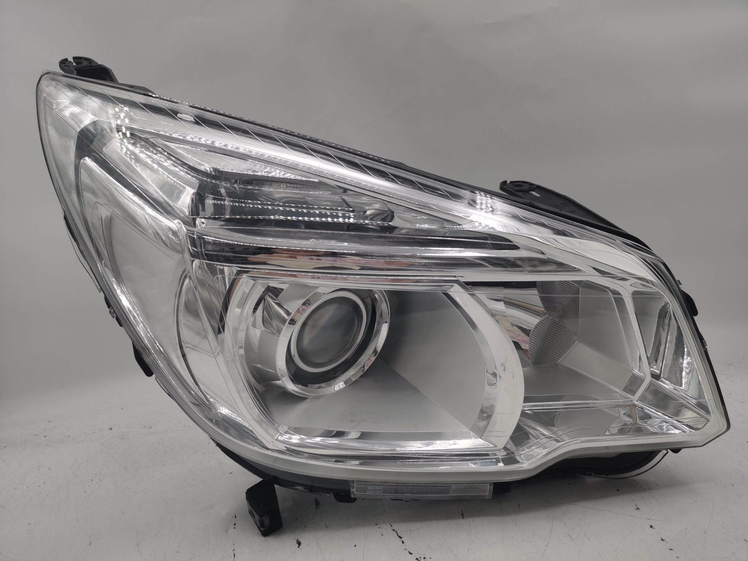 Holden COLORADO 2012-2015 LENS HALOGEN R.H.S Headlight Assembly