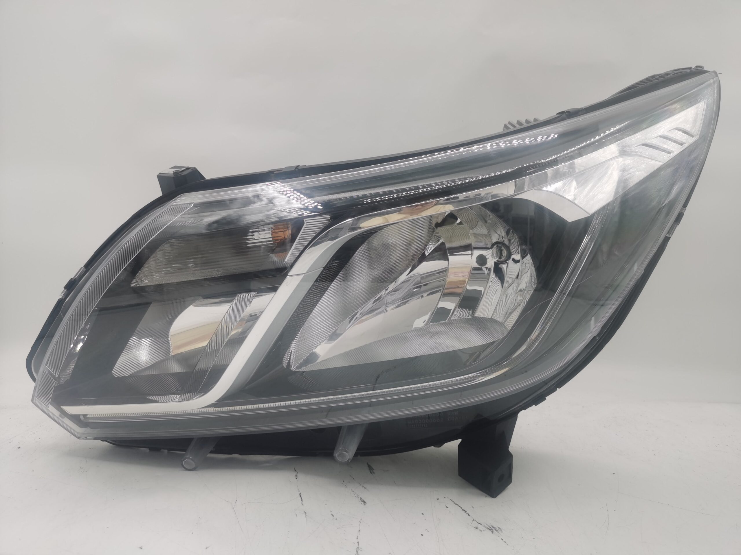 Holden COLORADO 2016-2023 HALOGEN L.H.S Headlight Assembly