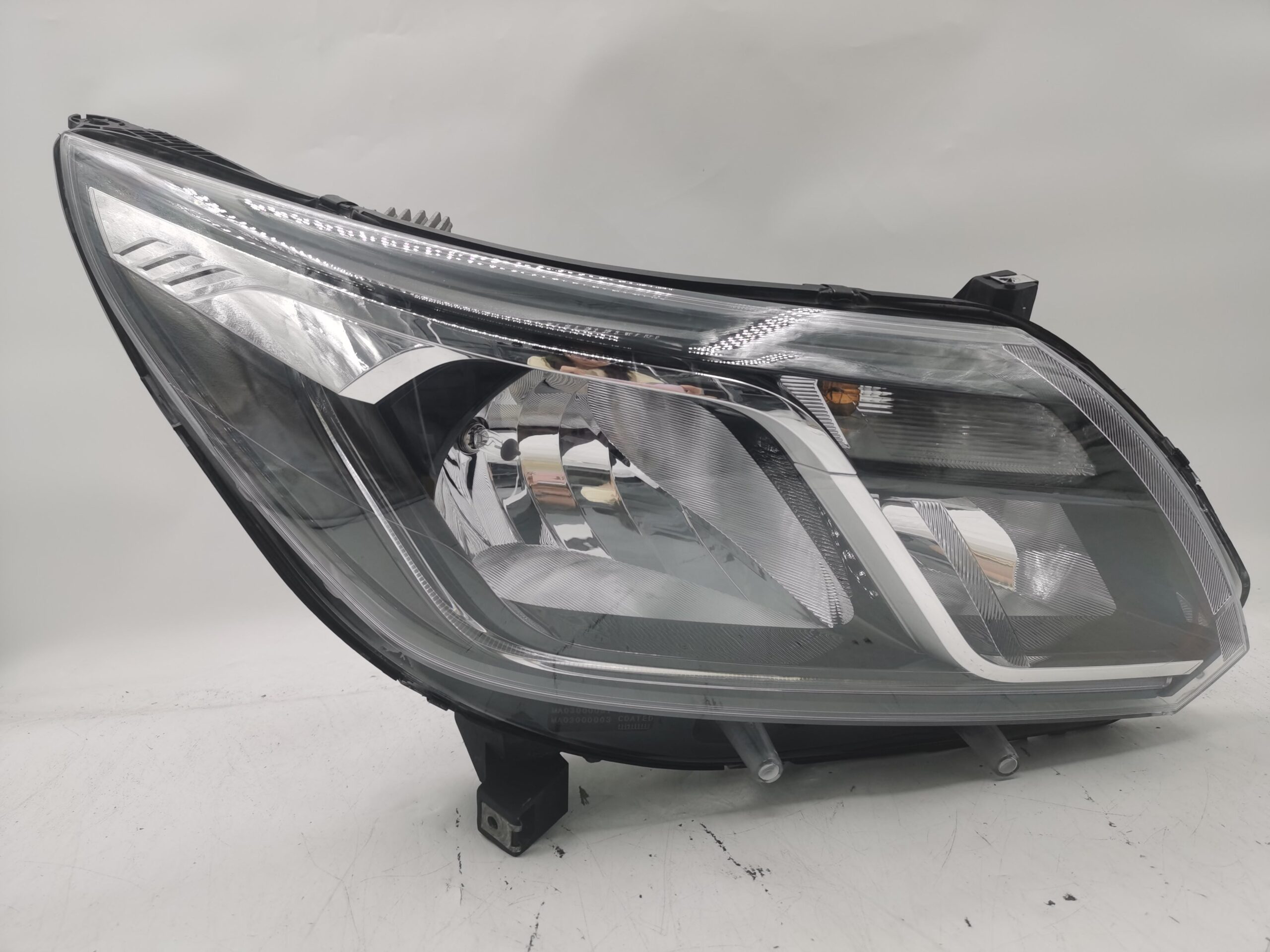 Holden COLORADO 2016-2023 HALOGEN R.H.S Headlight Assembly