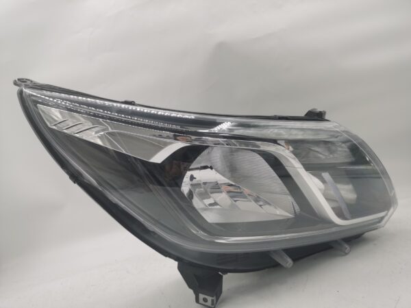 Holden COLORADO 2016-2023 HALOGEN R.H.S Headlight Assembly