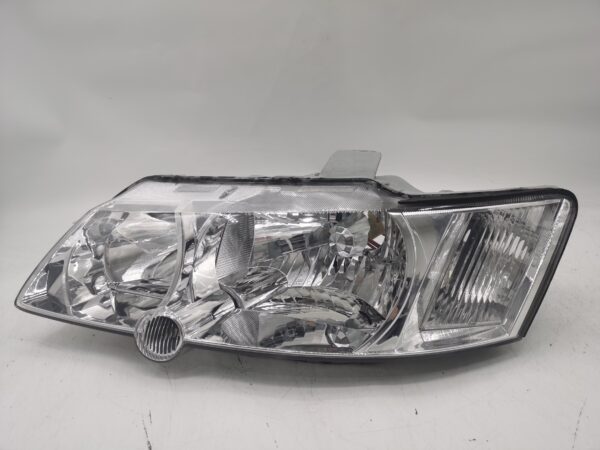 Holden COMMODORE VY 2002-2003 HALOGEN L.H.S Headlight Assembly