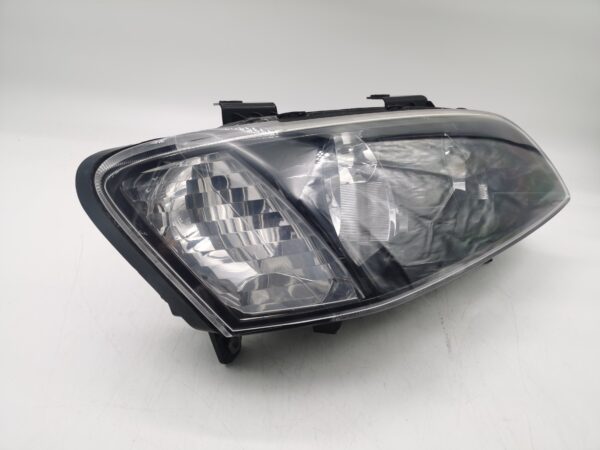 Holden COMMODOER 2008-2011 R.H.S HEADLIGHT ASSEMBLY