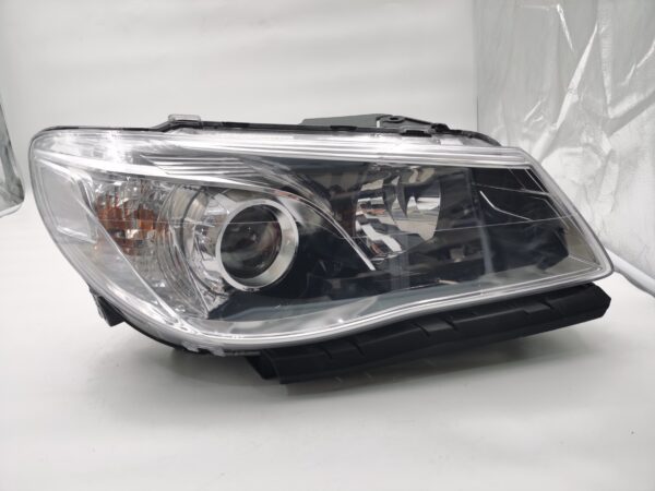 Holden COMMODORE VF SV6 2013-2017 HALOGEN R.H.S HEADLIGHT ASSEMBLY