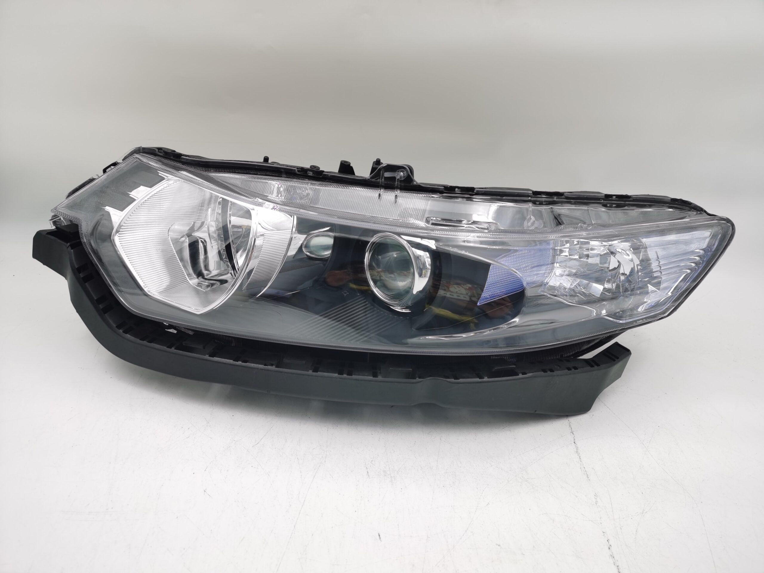 Honda ACCORD 2009-2014 L.H.S HEADLIGHT ASSEMBLY