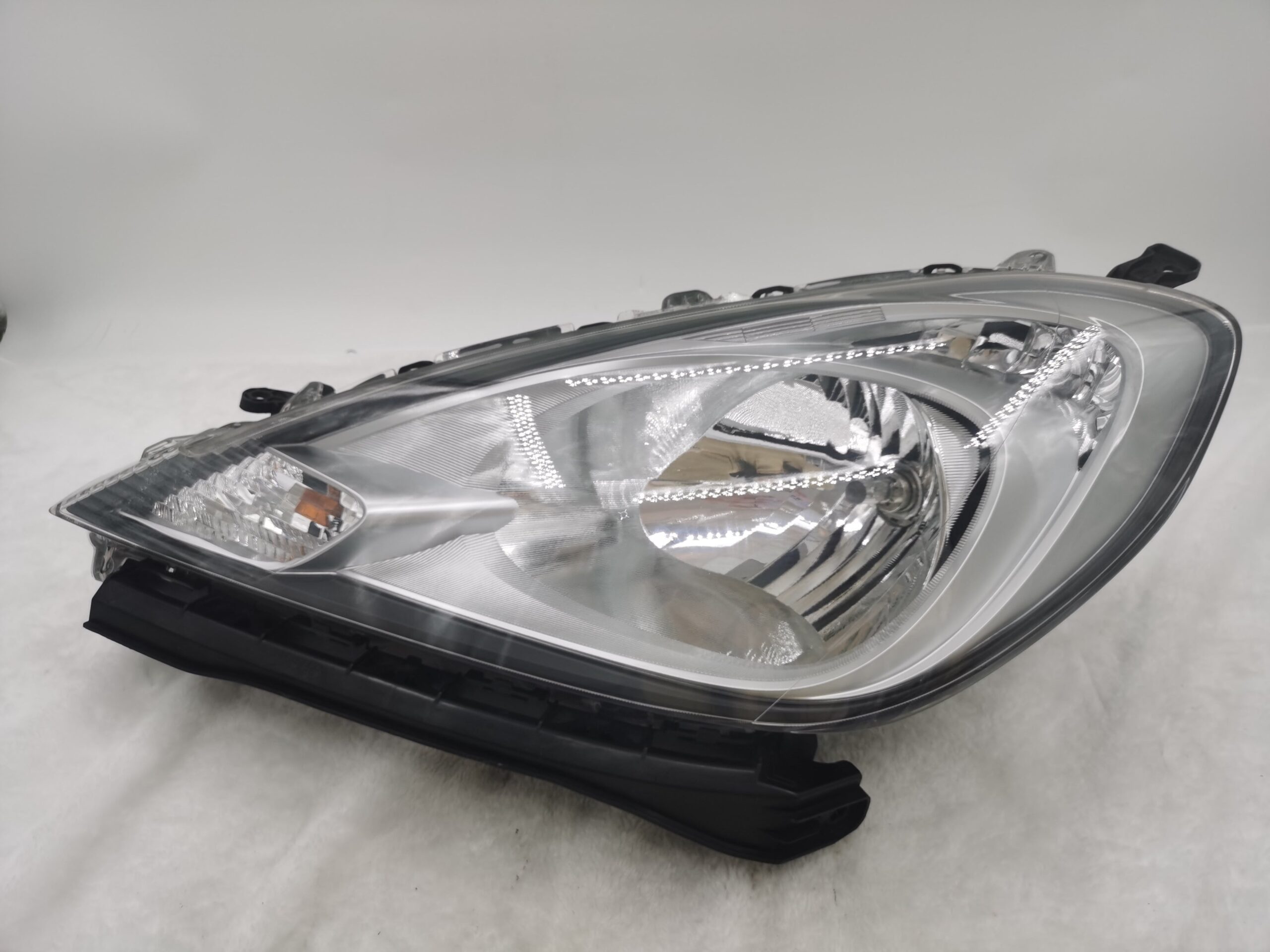 Honda FIT JAZZ 2011-2013 HALOGEN L.H.S Headlight Assembly