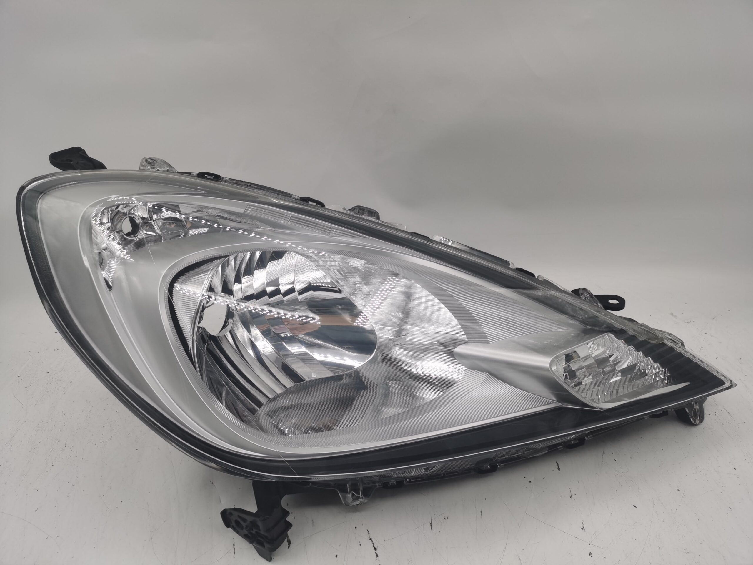 Honda FIT JAZZ 2011-2013 HALOGEN R.H.S HEADLIGHT ASSEMBLY