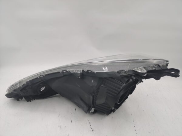 Honda FIT JAZZ 2011-2013 HALOGEN R.H.S HEADLIGHT ASSEMBLY