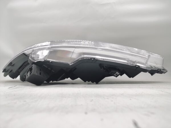 Honda ODYSSEY DBA-RC1 2015-2017 LED R.H.S HEADLIGHT ASSEMBLY