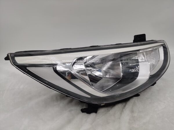 Hyundai ACCENT RB 2015-2017 HALOGEN L.H.S HEADLIGHT ASSEMBLY