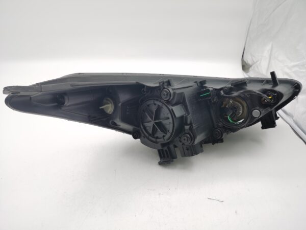 Hyundai ELANTRA 2011-2013 L.H.S HEADLIGHT ASSEMBLY