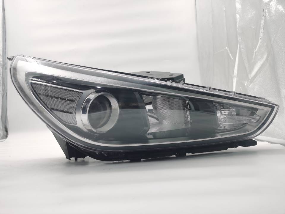 Hyundai I30 GO 2017-2019 HALOGEN R.H.S HEADLIGHT ASSEMBLY