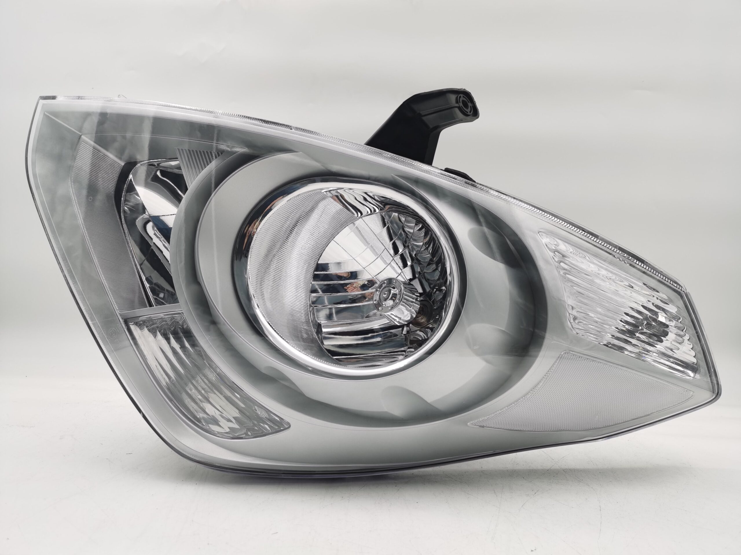 Hyundai IMAX TQ-W 2007-2017 HALOGEN L.H.S HEADLIGHT ASSEMBLY