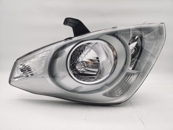 Hyundai IMAX ILOAD TQ-W 2007-2017 HALOGEN R.H.S HEADLIGHT ASSEMBLY