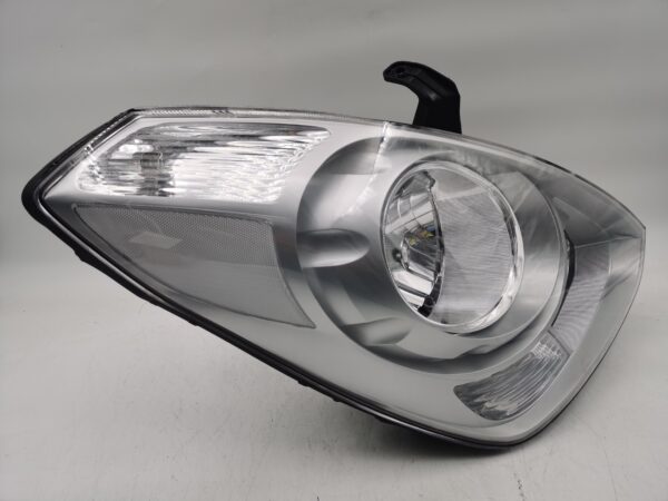 Hyundai IMAX TQ-W 2007-2017 HALOGEN R.H.S HEADLIGHT ASSEMBLY