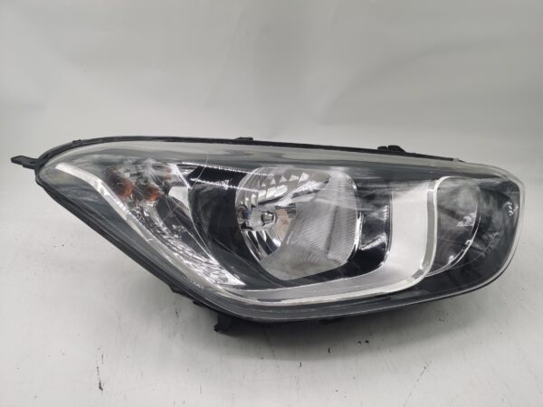 Hyundai I20 2012-2014 HALOGEN R.H.S Headlight Assembly