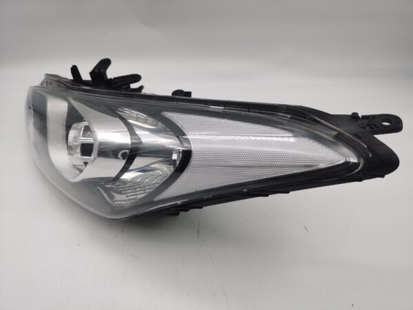 Hyundai I30 GD 2012-2016 HALOGEN L.H.S HEADLIGHT ASSEMBLY