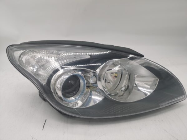 Hyundai I30 SX FD 2007-2011  HALOGEN R.H.S HEADLIGHT ASSEMBLY