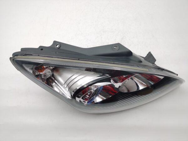 Hyundai I30 SX FD 2007-2011 HALOGEN R.H.S HEADLIGHT ASSEMBLY