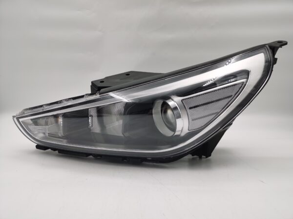 Hyundai I30 GO 2017-2019 HALOGEN L.H.S HEADLIGHT ASSEMBLY