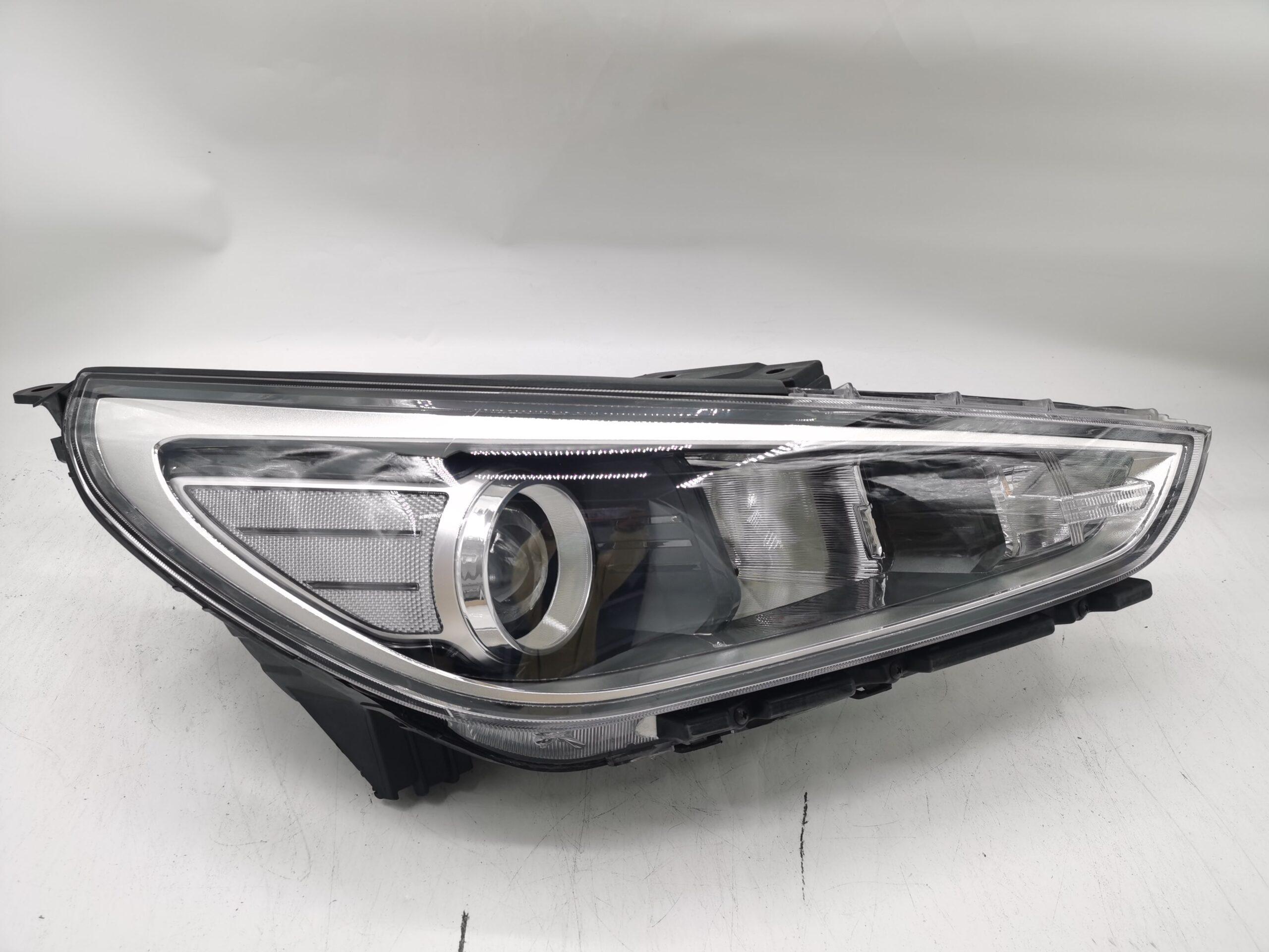 Hyundai I30 GO 2017-2019 HALOGEN R.H.S HEADLIGHT ASSEMBLY