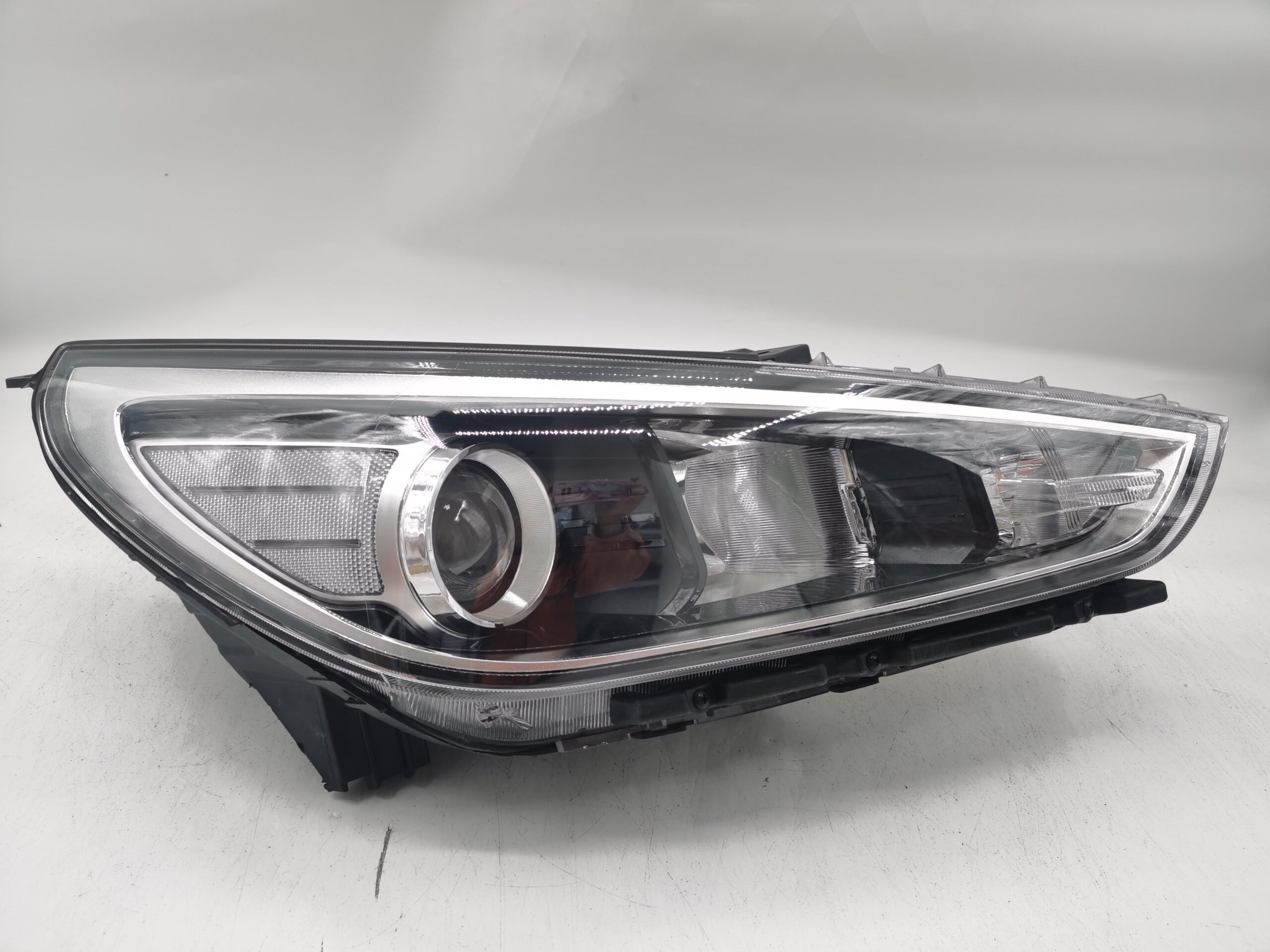 Hyundai I30 GO 2017-2019 HALOGEN R.H.S HEADLIGHT ASSEMBLY