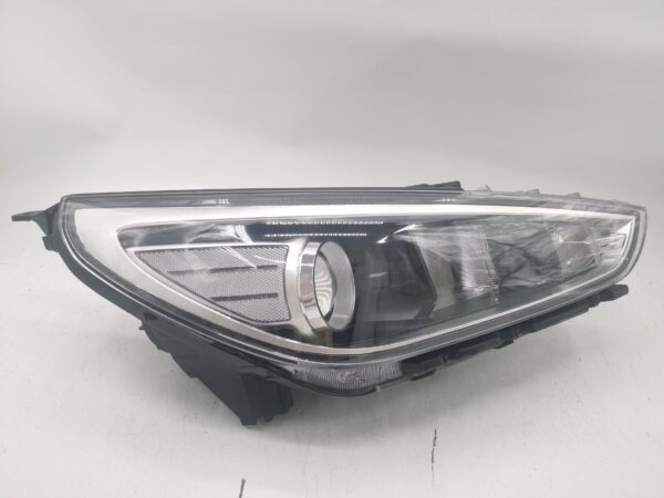 Hyundai I30 GO 2017-2019 HALOGEN R.H.S HEADLIGHT ASSEMBLY