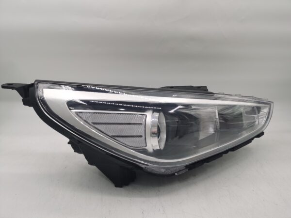 Hyundai I30 GO 2017-2019 HALOGEN R.H.S HEADLIGHT ASSEMBLY