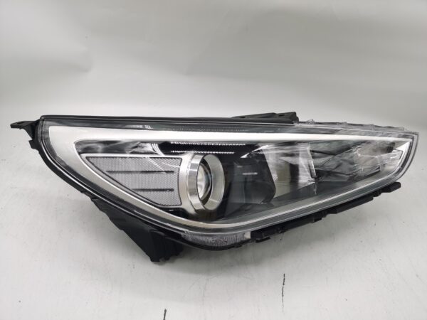 Hyundai I30 GO 2017-2019 HALOGEN R.H.S HEADLIGHT ASSEMBLY