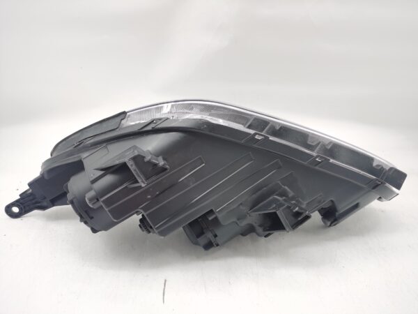 Hyundai I30 GO 2017-2019 HALOGEN R.H.S HEADLIGHT ASSEMBLY