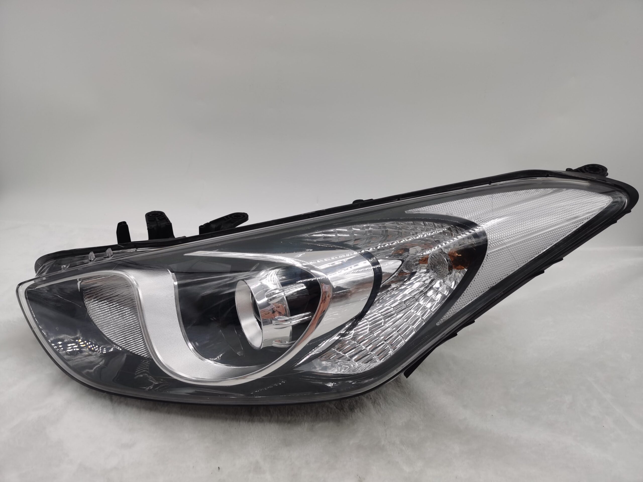 Hyundai I30 GD 2012-2016 HALOGEN L.H.S HEADLIGHT ASSEMBLY