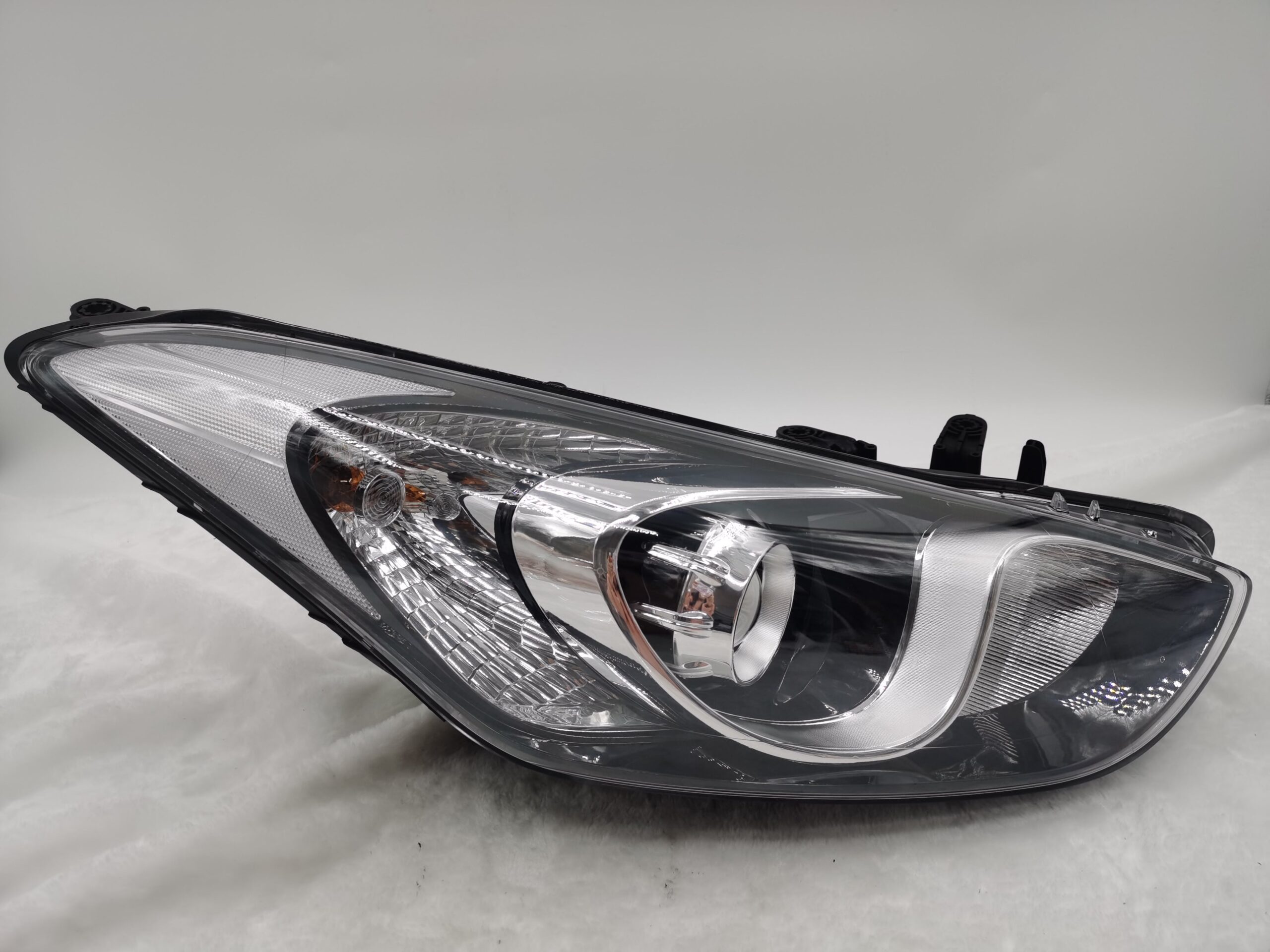 Hyundai I30 GD 2012-2016 HALOGEN R.H.S HEADLIGHT ASSEMBLY