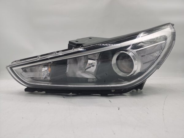 Hyundai I30 GO 2017-2019 HALOGEN L.H.S Headlight Assembly