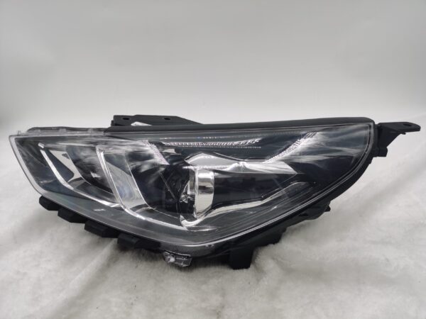 Hyundai I30 HATCH 2020-2023 HALOGEN L.H.S HEADLIGHT ASSEMBLY