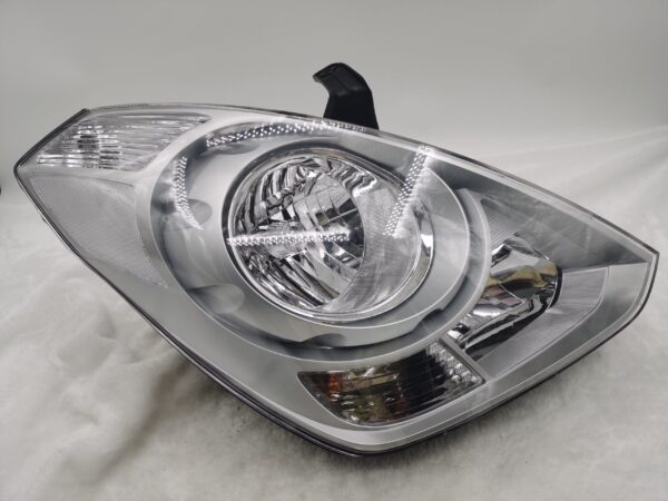 Hyundai IMAX TQ-W 2007-2017 HALOGEN R.H.S HEADLIGHT ASSEMBLY