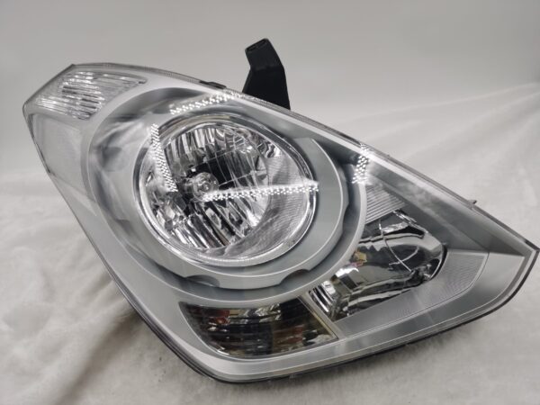 Hyundai IMAX TQ-W 2007-2017 HALOGEN R.H.S HEADLIGHT ASSEMBLY