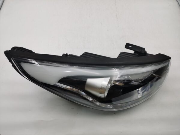 Hyundai IX35 2010-2017 R.H.S HEADLIGHT ASSEMBLY