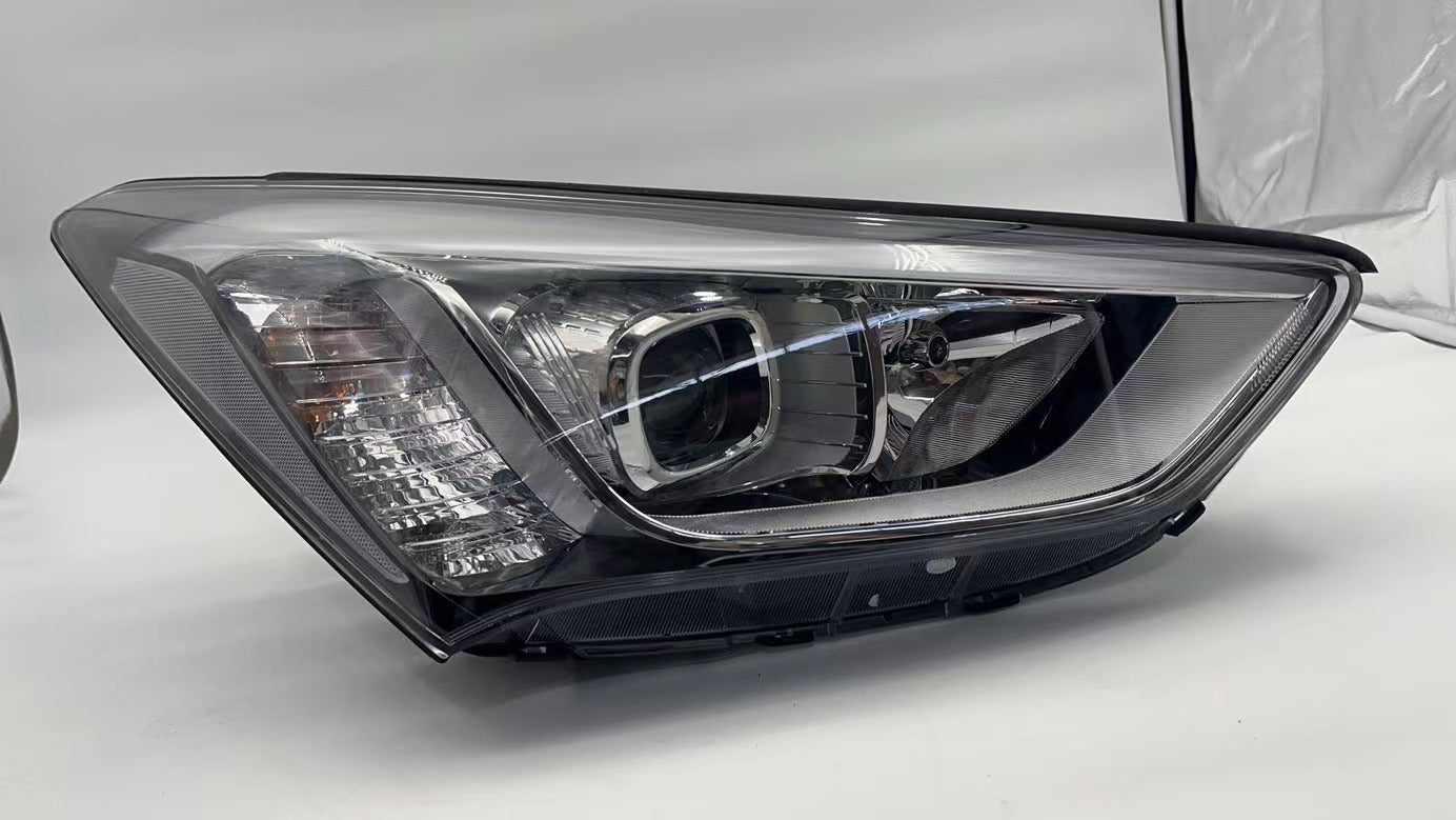 Hyundai SANTA FE 2013-2016 R.H.S HEADLIGHT ASSEMBLY