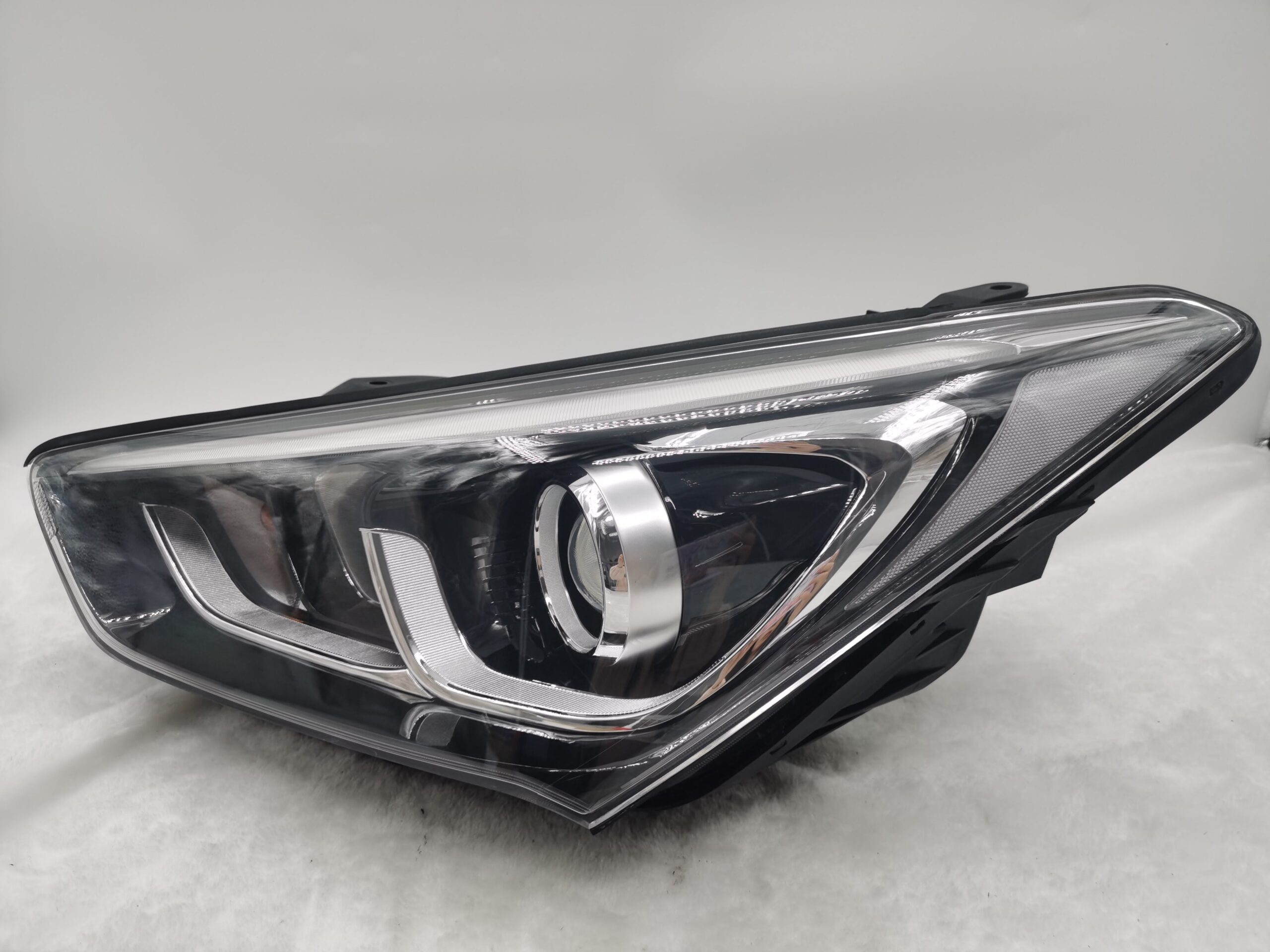 Hyundai SANTA FE X 2016-2018 HALOGEN L.H.S HEADLIGHT ASSEMBLY