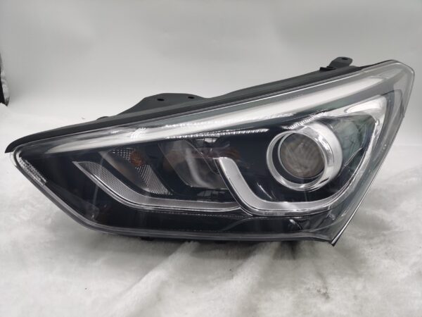 Hyundai SANTA FE X 2016-2018 HALOGEN L.H.S HEADLIGHT ASSEMBLY