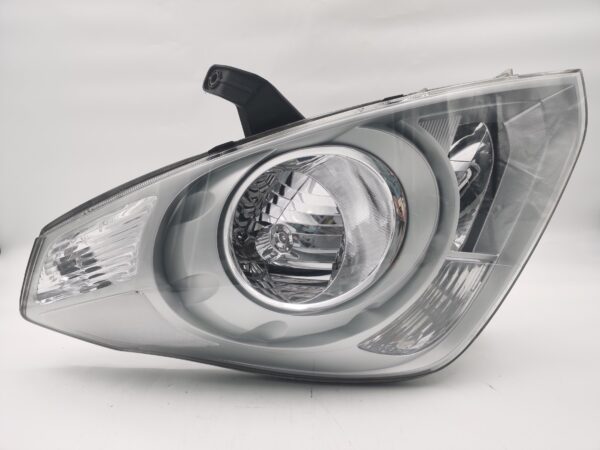 Hyundai IMAX ILOAD TQ-W 2007-2017 HALOGEN R.H.S HEADLIGHT ASSEMBLY