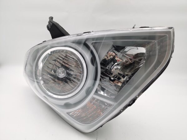 Hyundai IMAX ILOAD TQ-W 2007-2017 HALOGEN R.H.S HEADLIGHT ASSEMBLY