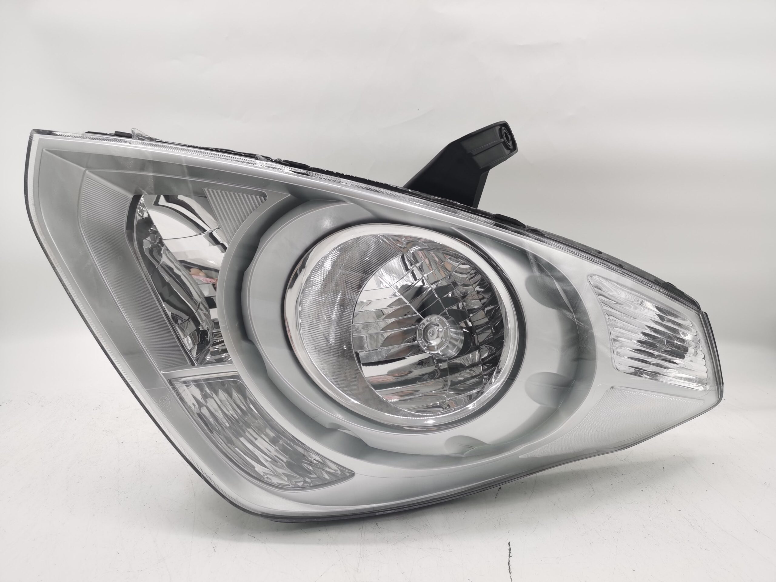 Hyundai IMAX ILOAD TQ-W 2007-2017 HALOGEN L.H.S HEADLIGHT ASSEMBLY