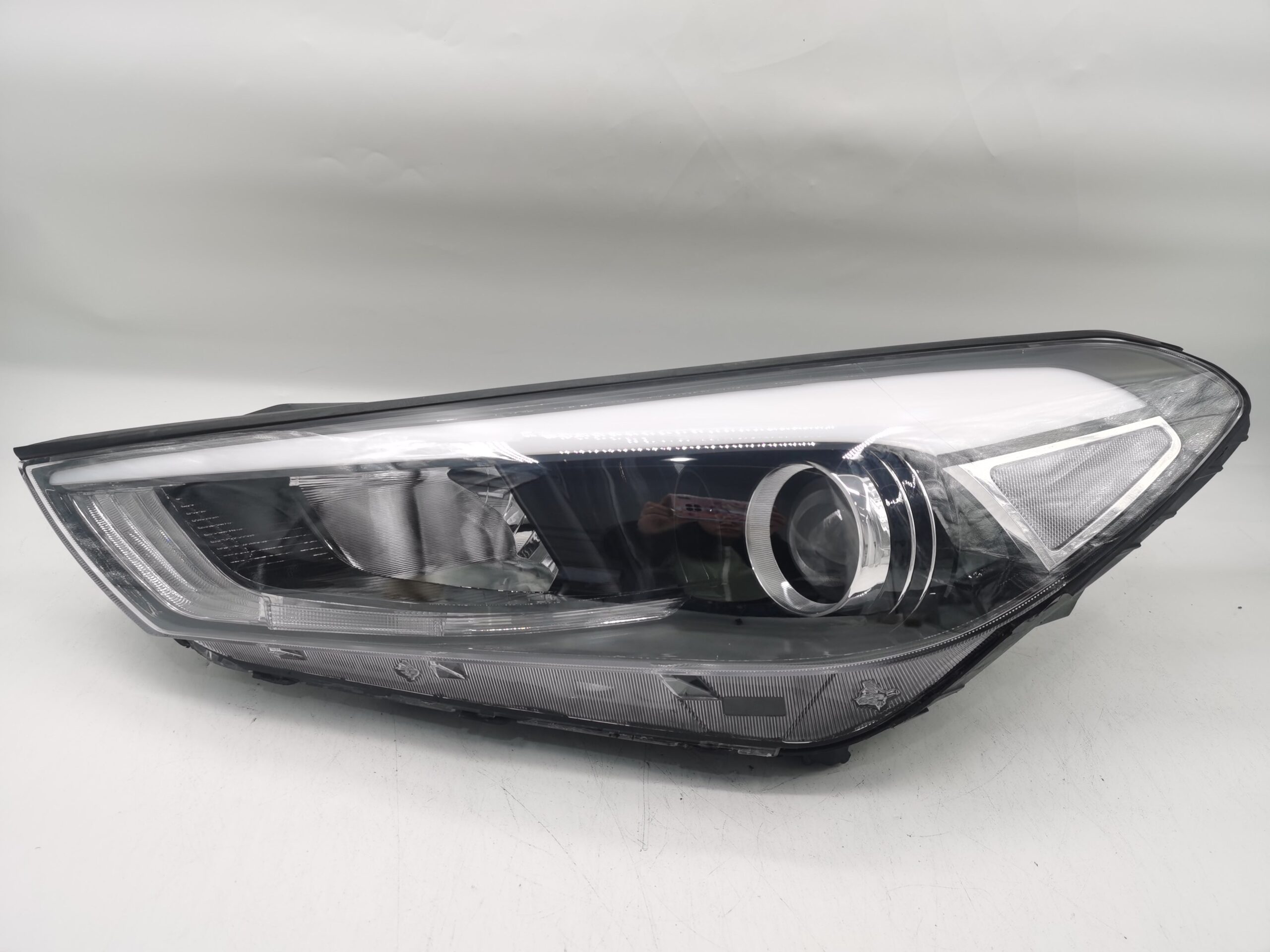 Hyundai TUCSON XG 2015-2017 HALOGEN L.H.S HEADLIGHT ASSEMBLY