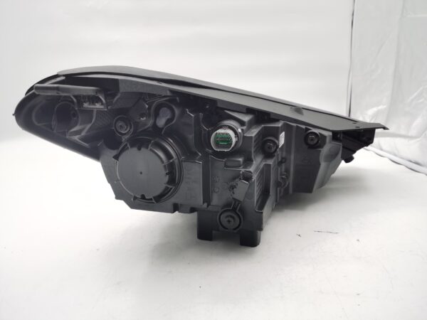 Hyundai TUCSON 2015-2019 L.H.S HEADLIGHT ASSEMBLY