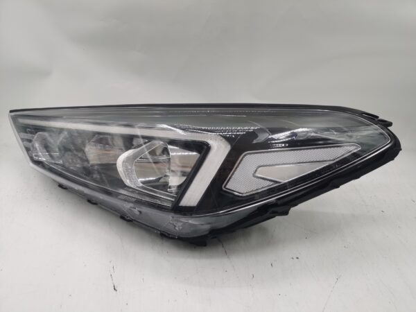 Hyundai TUCSON III 2018-2020 HALOGEN L.H.S Headlight Assembly