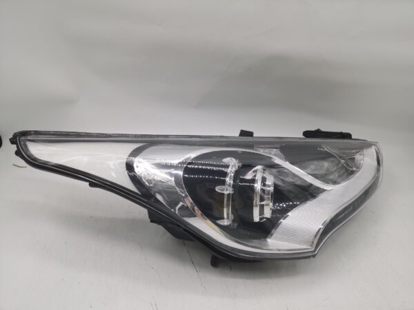 Hyundai VELOSTER 2011-2017 LENS HALOGEN R.H.S HEADLIGHT ASSEMBLY