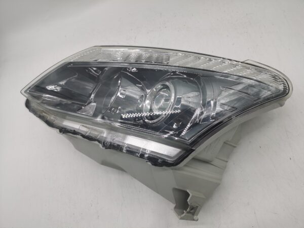 Isuzu D-MAX 2012-2015 HALOGEN L.H.S HEADLIGHT ASSEMBLY